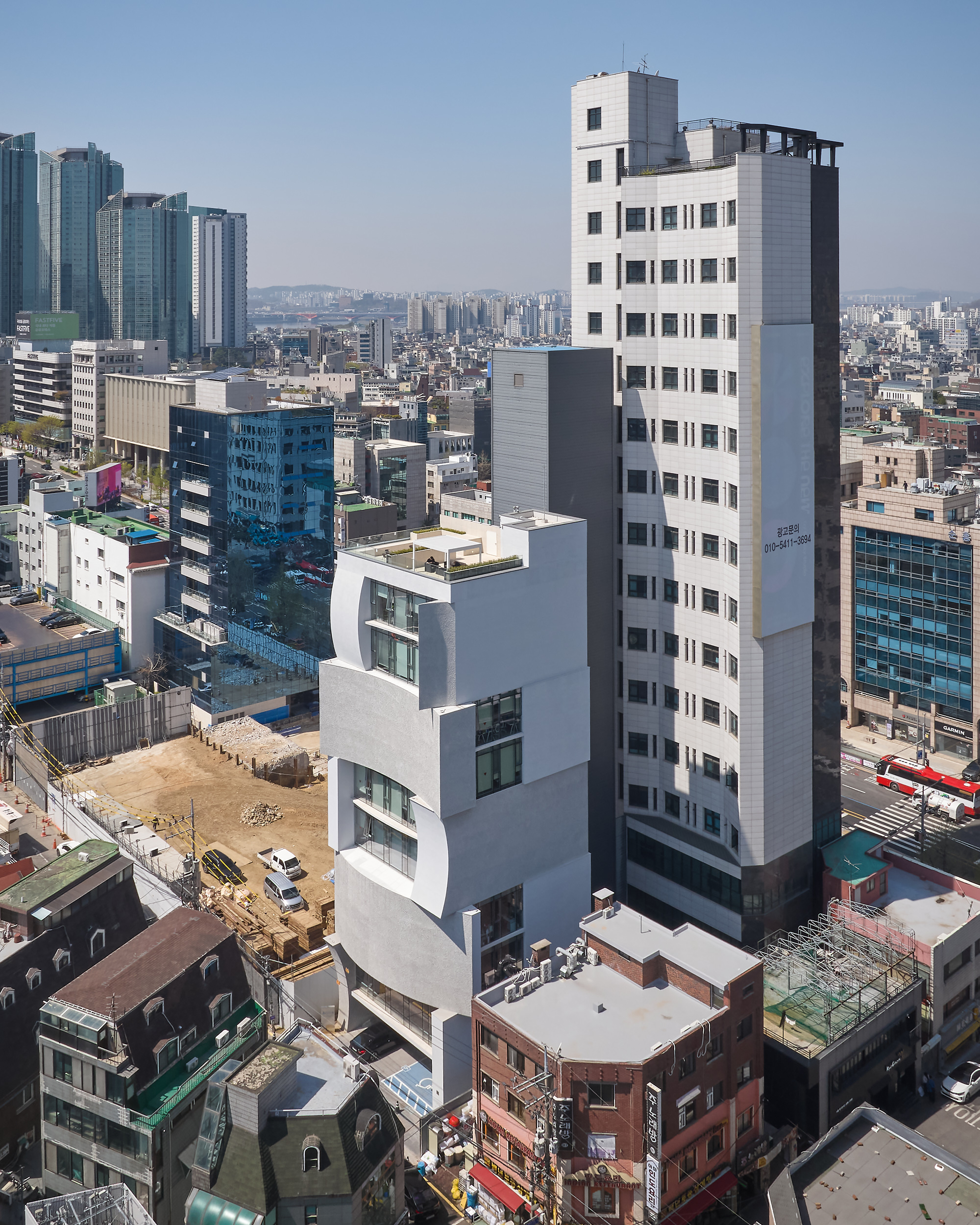Fig 11. 이안그로우 HQ 전경